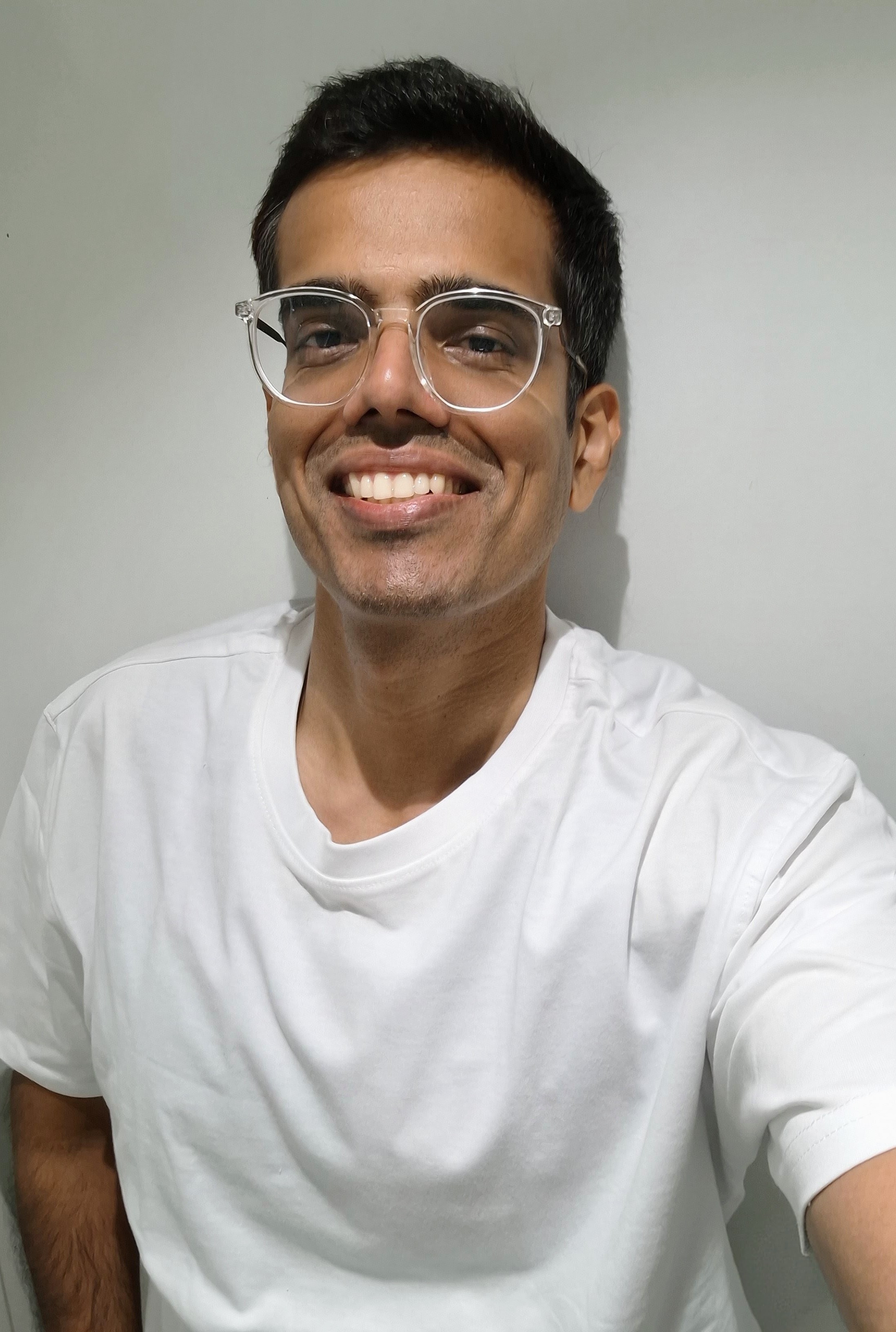 Facial image of Ronil Khalwadekar